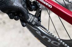 Chain lube